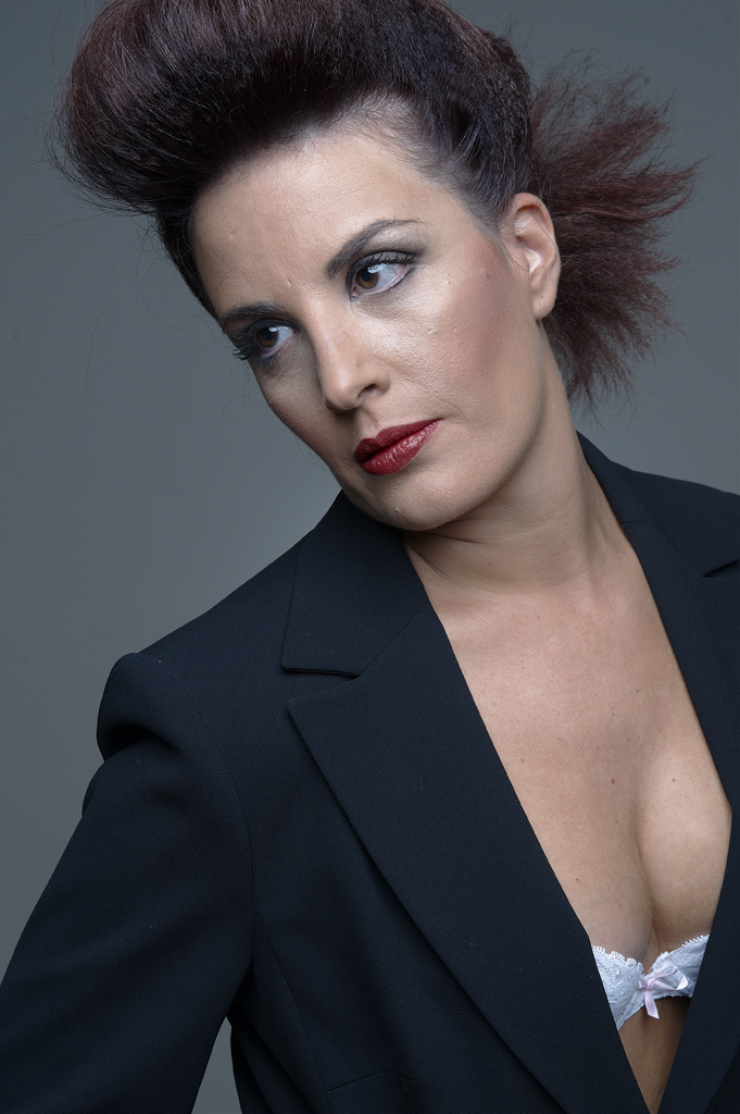 Ejemplo de retoque fotográfico profesional antes y después . Fotografia por Rubén Casado